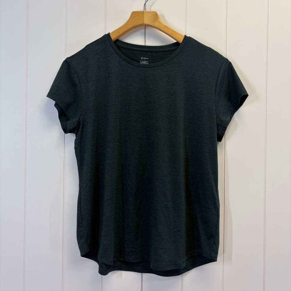 Quince Athleisure Performance Tee Women Size S Fitness Athletic Activewear Comfy